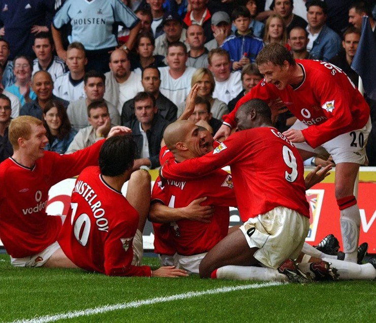 Hấp dẫn MU đấu Tottenham: “Quỷ đỏ” chiếm ưu thế, đỉnh cao Ronaldo ghi hat-trick