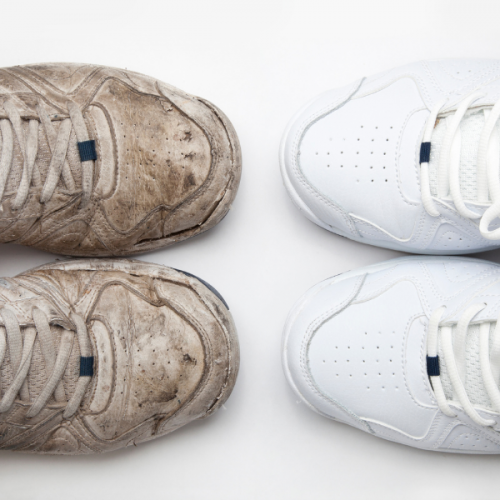 Giày sneaker đi làm