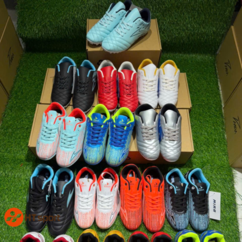 Các Mẫu Giày Hót Ưu Đãi 30% Trong Ngày 25/12 Tại HT Sport