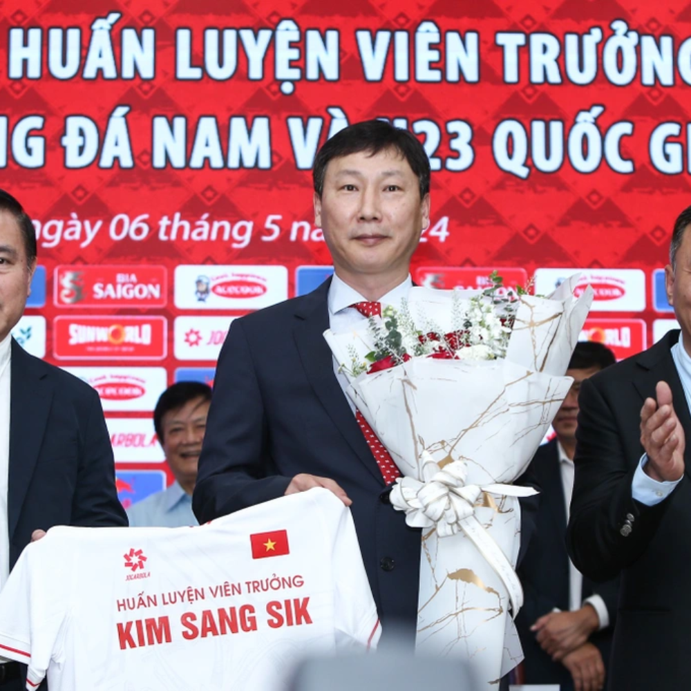 U23 Việt Nam: HLV Kim Sang-sik “chấm” 2 tài năng Việt kiều đầy triển vọng